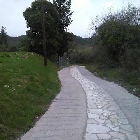 Holiday home Palmos Komilion